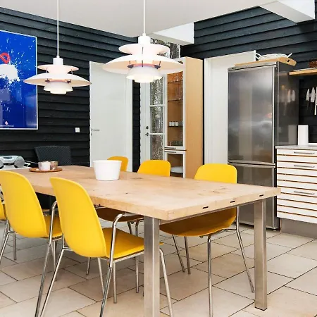 Four-bedroom In Glesborg 15 *