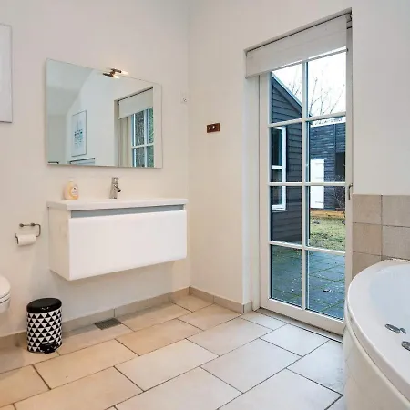Four-bedroom In Glesborg 15 * Fjellerup